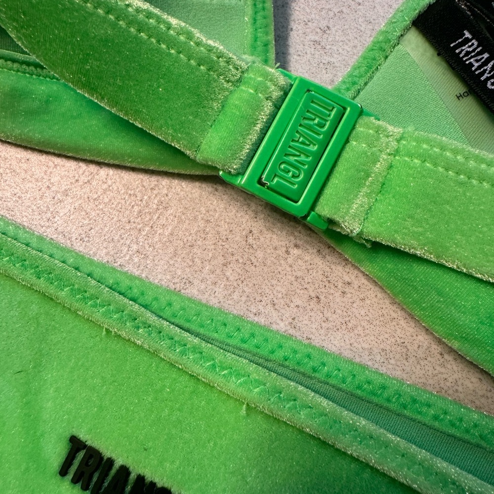 Triangl Green Velvet Bikini Set - Picture 6 of 8